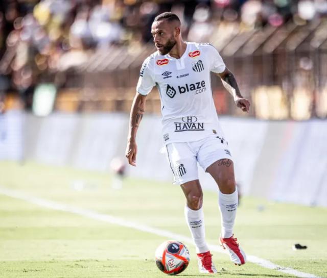 天天乘直升机去训练？费用太高 内马尔也承受不了！